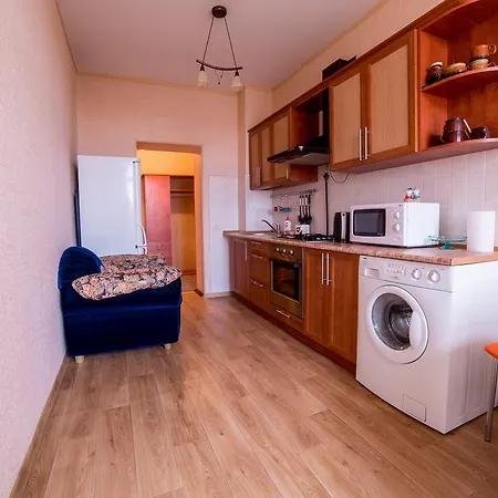 Guide Of - Ploschad Pobedy Apartment